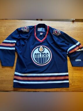 CCM Navy Blue Edmonton Oilers Vintage hockey jersey
